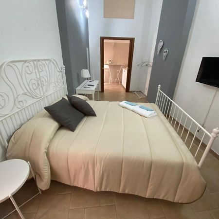 Il Campanile Apartments Bari Exterior foto